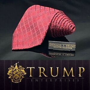 Donald J. Trump Signature Collection Necktie Tie President Red Silk